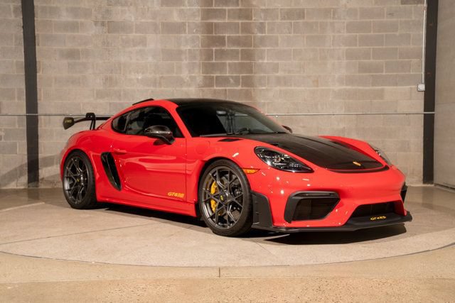 Used 2024 Porsche 718 Cayman GT4 RS RWD image 1