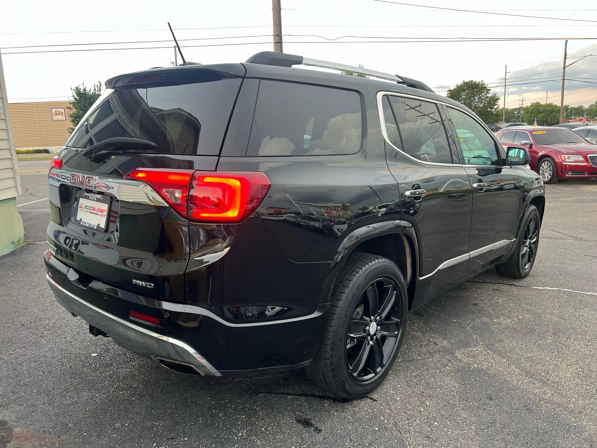Used 2017 GMC Acadia Denali image 7