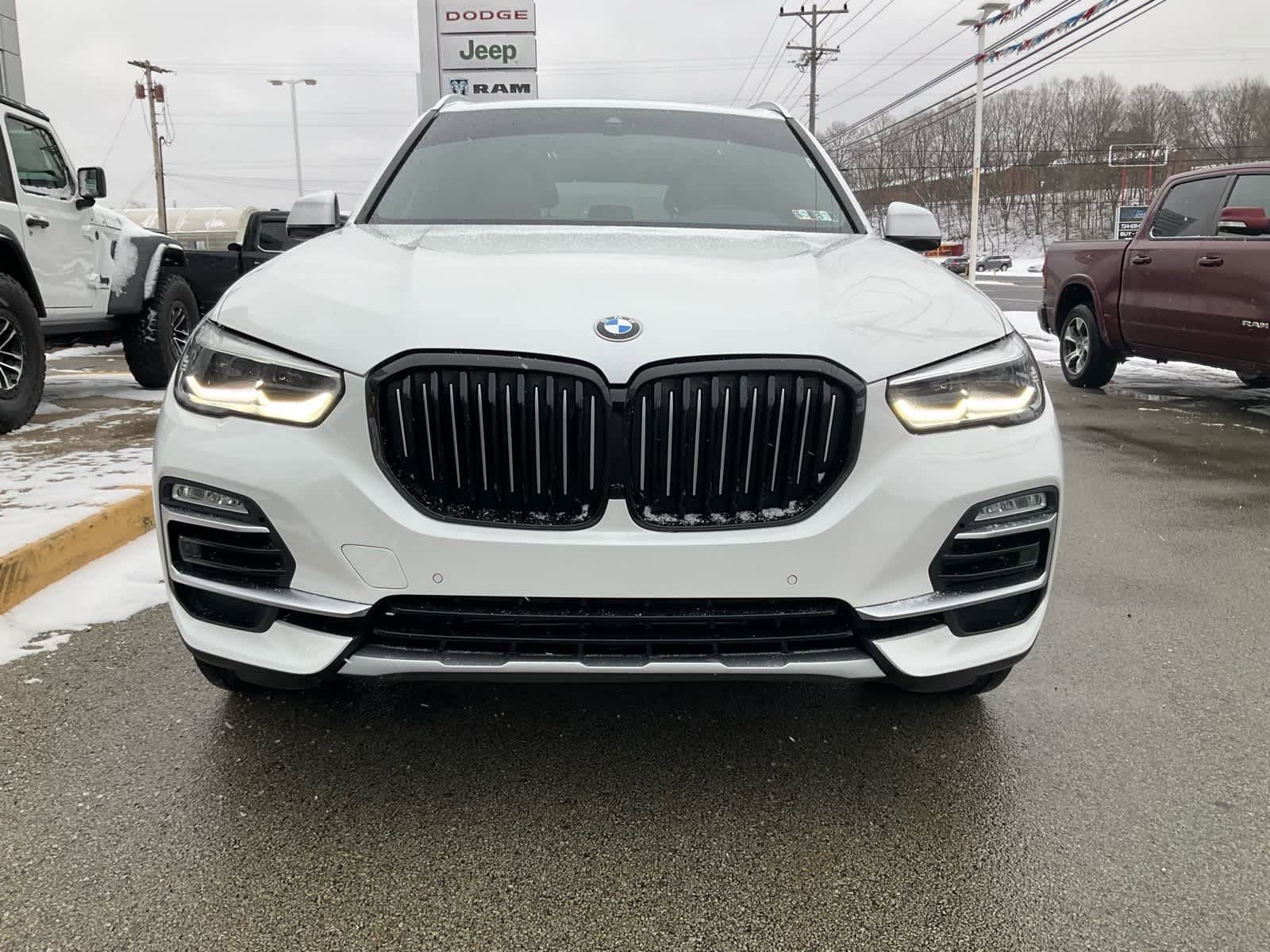 Used 2021 BMW X5 xDrive40i w/ Convenience Package AWD/4WD image 3
