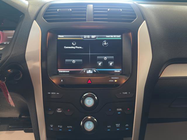 Used 2014 Ford Explorer XLT w/ Equipment Group 202A AWD/4WD image 18