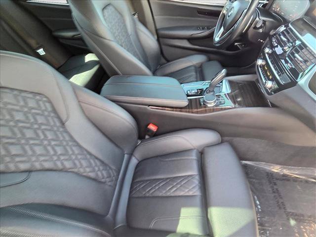 Certified 2023 BMW 530i w/ Convenience Package RWD image 20