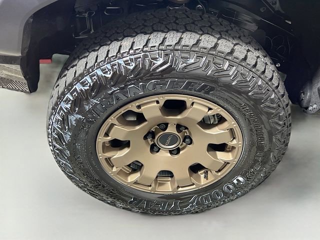 New 2025 Toyota Tacoma 4x4 Double Cab Hybrid image 11