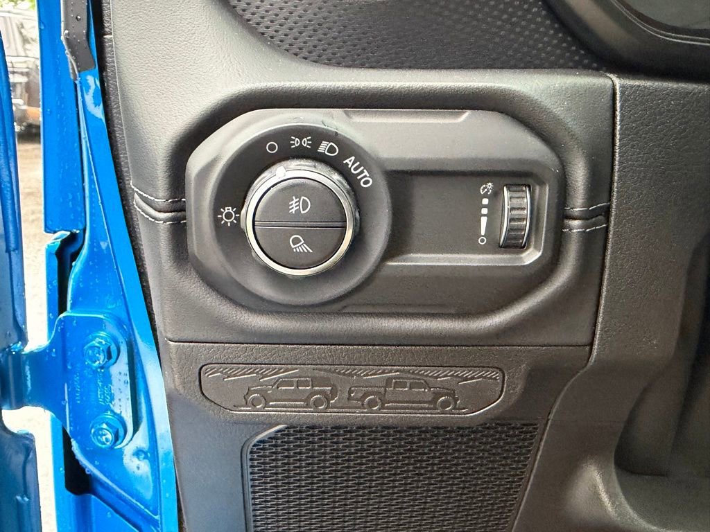 New 2026 Jeep Gladiator Rubicon AWD/4WD image 25