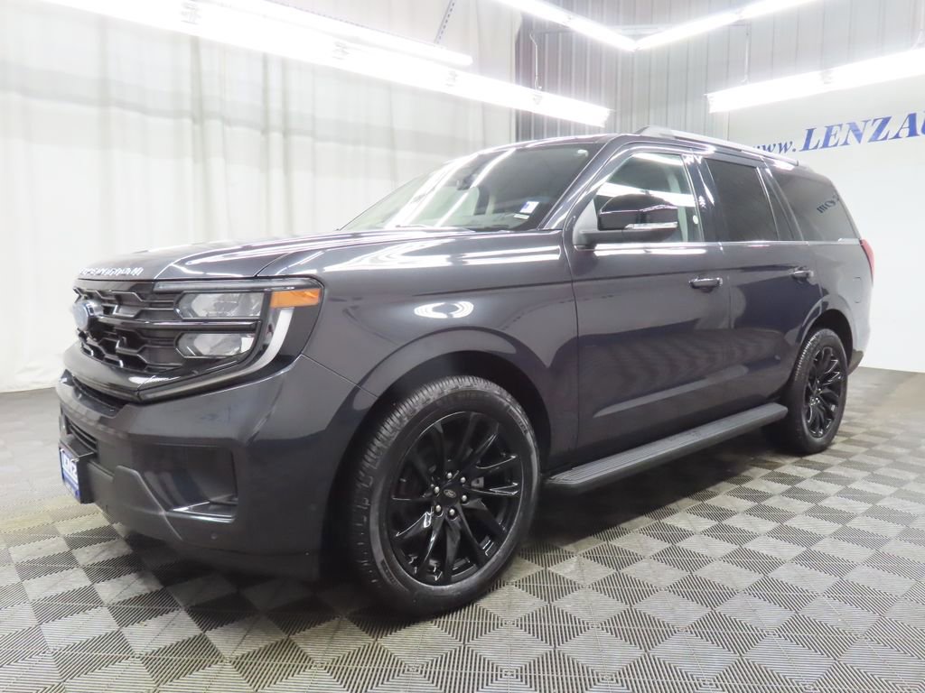Used 2025 Ford Expedition Active image 8