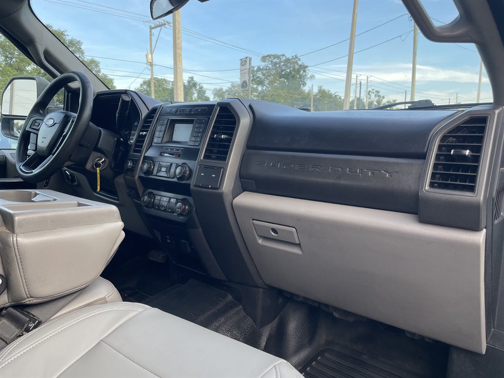 Used 2021 Ford F250 XL w/ Power Equipment Group AWD/4WD image 16