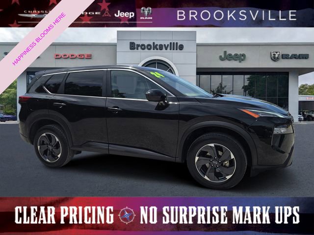 Used 2024 Nissan Rogue SV