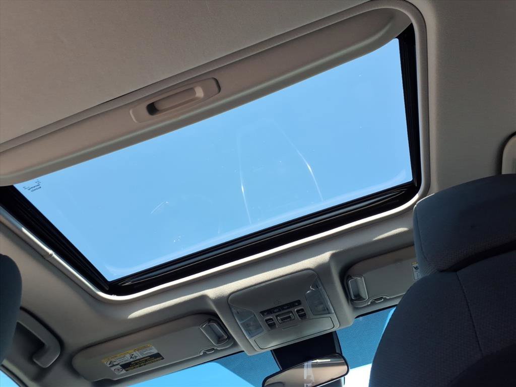 Used 2019 Toyota RAV4 XLE image 9