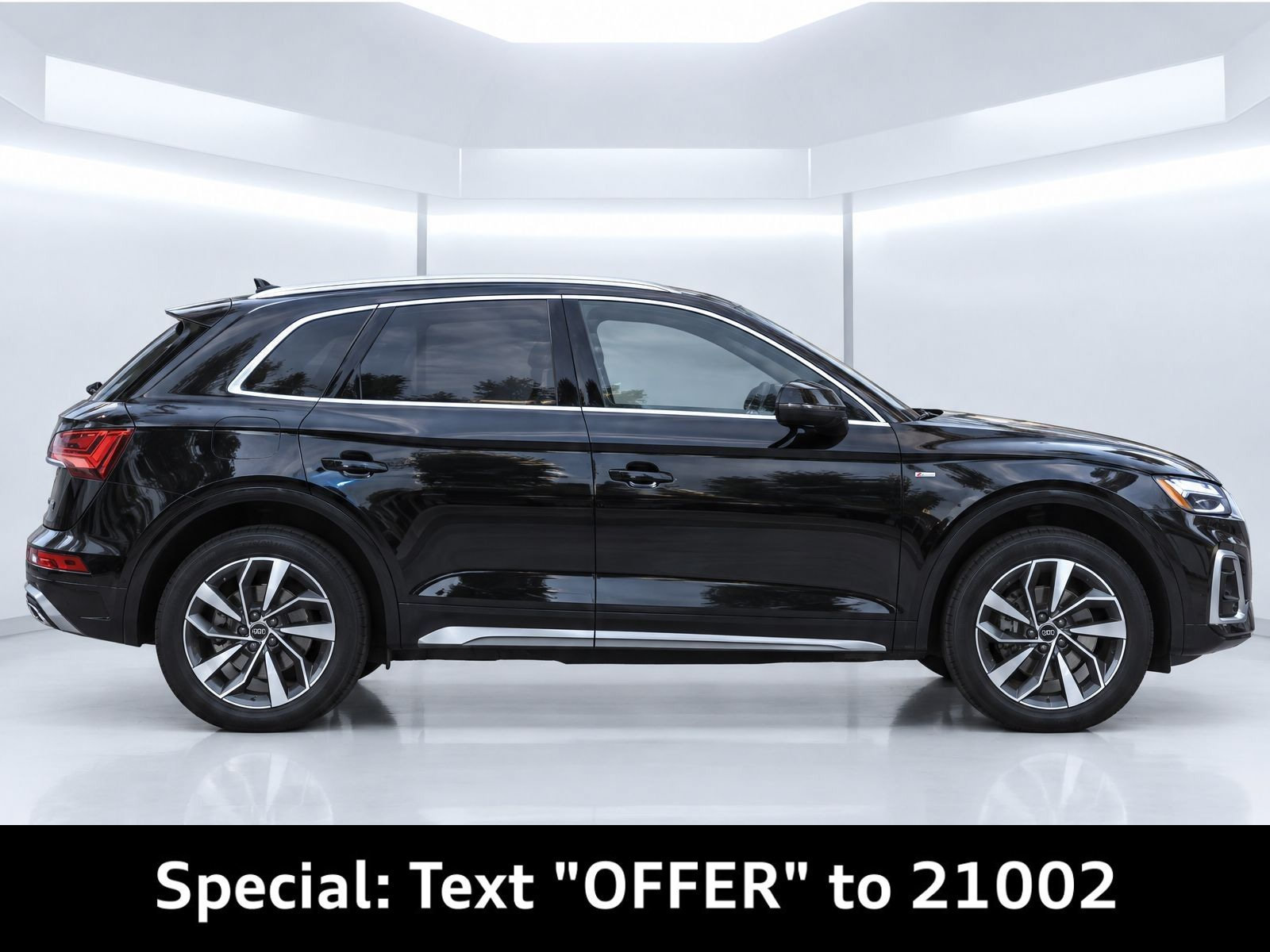 Certified 2024 Audi Q5 2.0T Premium Plus AWD/4WD image 3