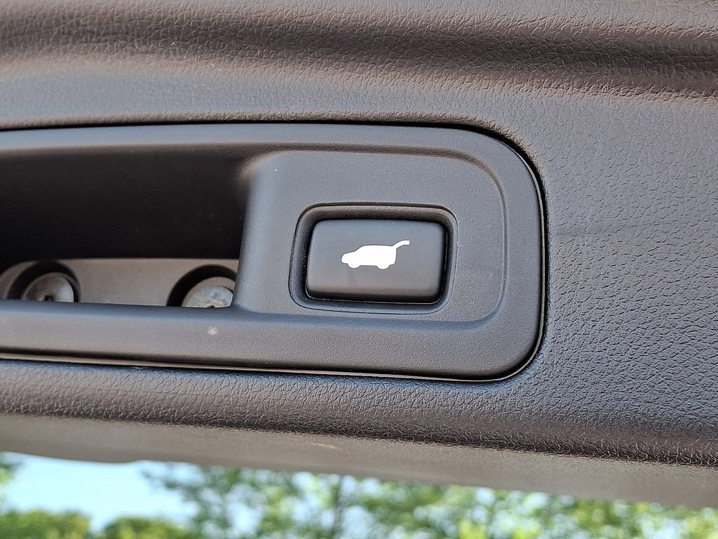 Used 2017 Honda Pilot Touring image 35