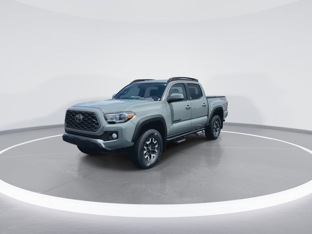 Used 2022 Toyota Tacoma TRD Off-Road AWD/4WD image 4