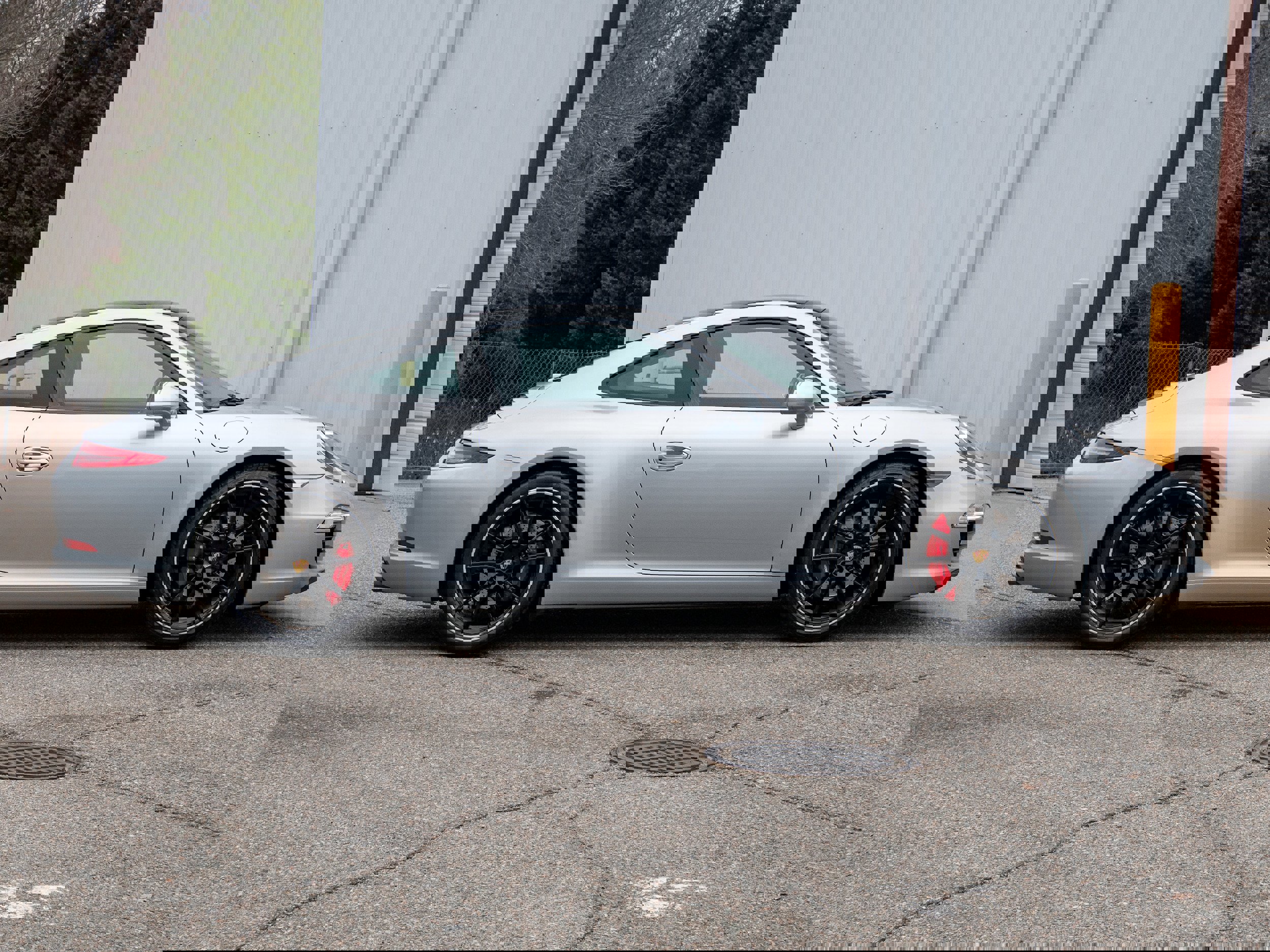 Used 2015 Porsche 911 Carrera S image 8