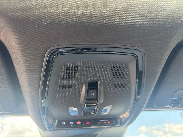 Used 2024 Cadillac Lyriq Luxury RWD image 5
