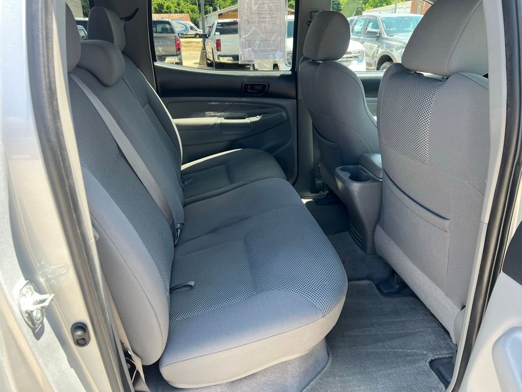 Used 2006 Toyota Tacoma PreRunner image 16