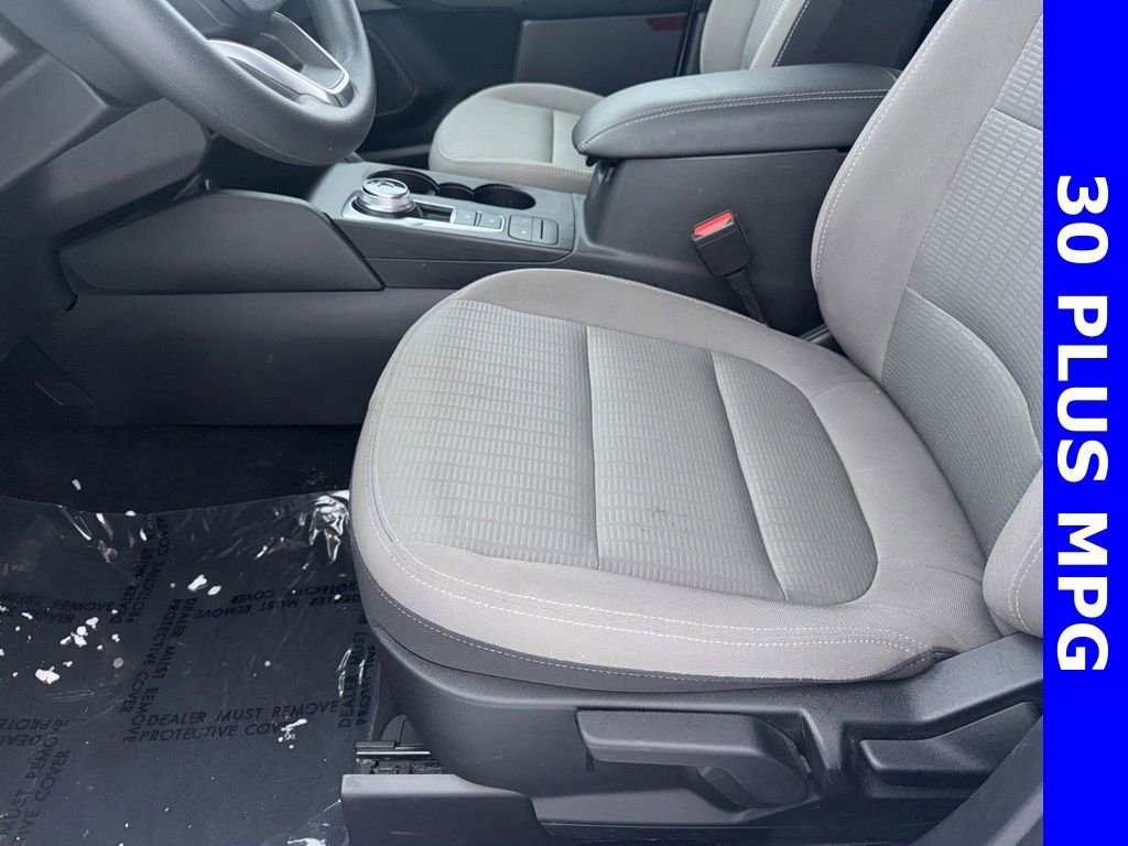 Used 2021 Ford Escape S image 16