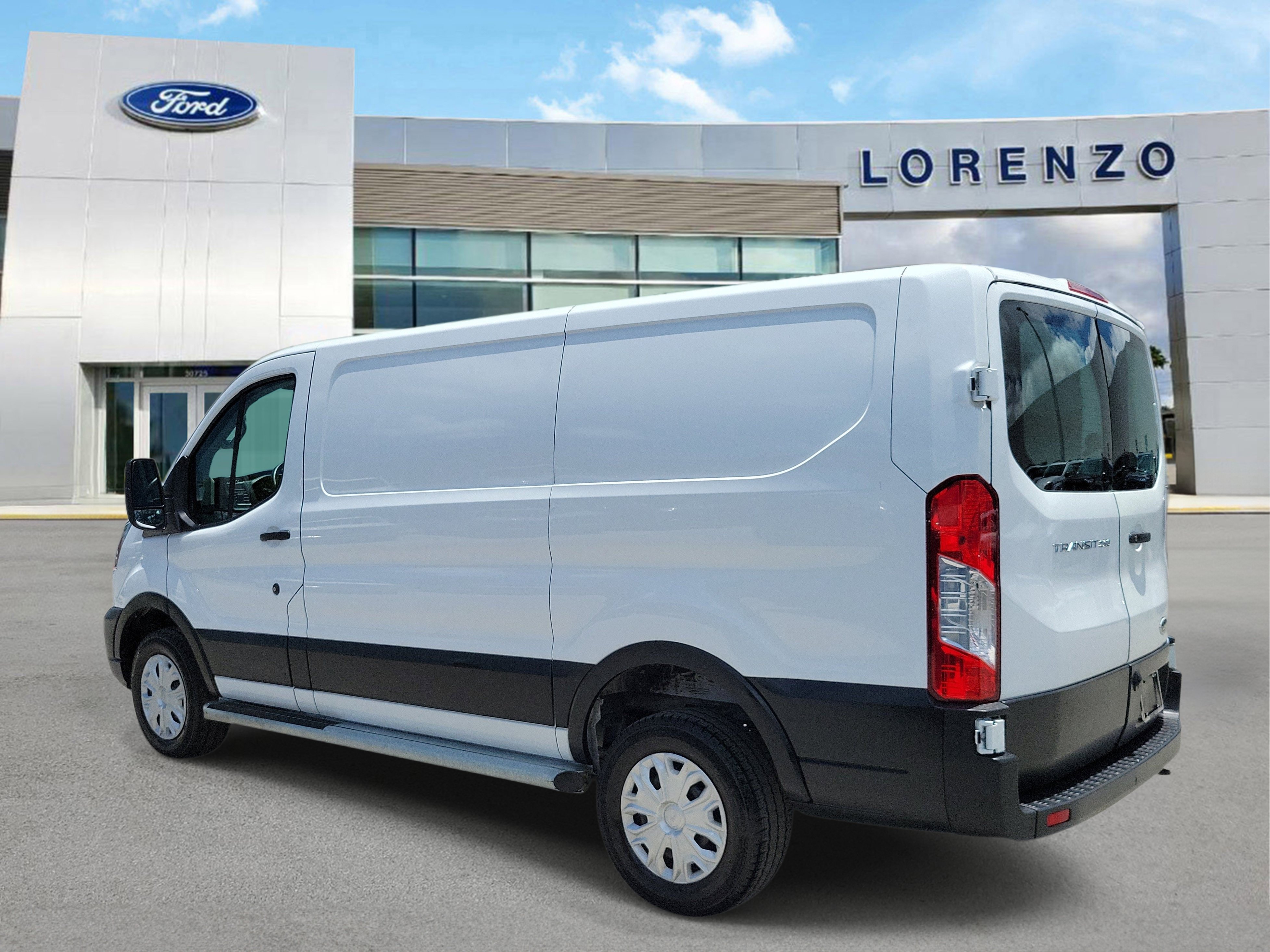 Used 2024 Ford Transit 250 Low Roof w/ Exterior Upgrade Package RWD image 7