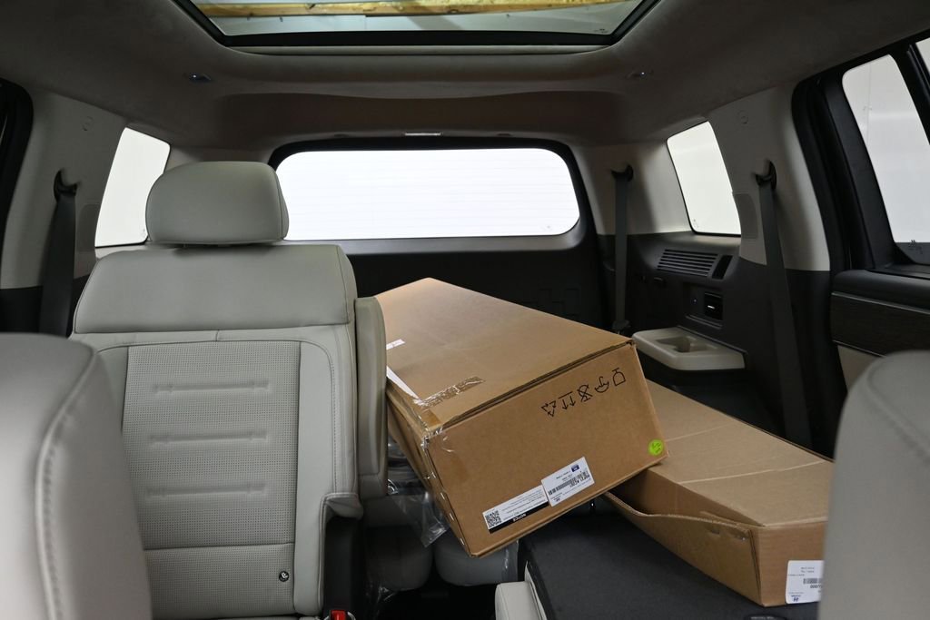 New 2026 Hyundai Santa Fe Calligraphy AWD/4WD image 39