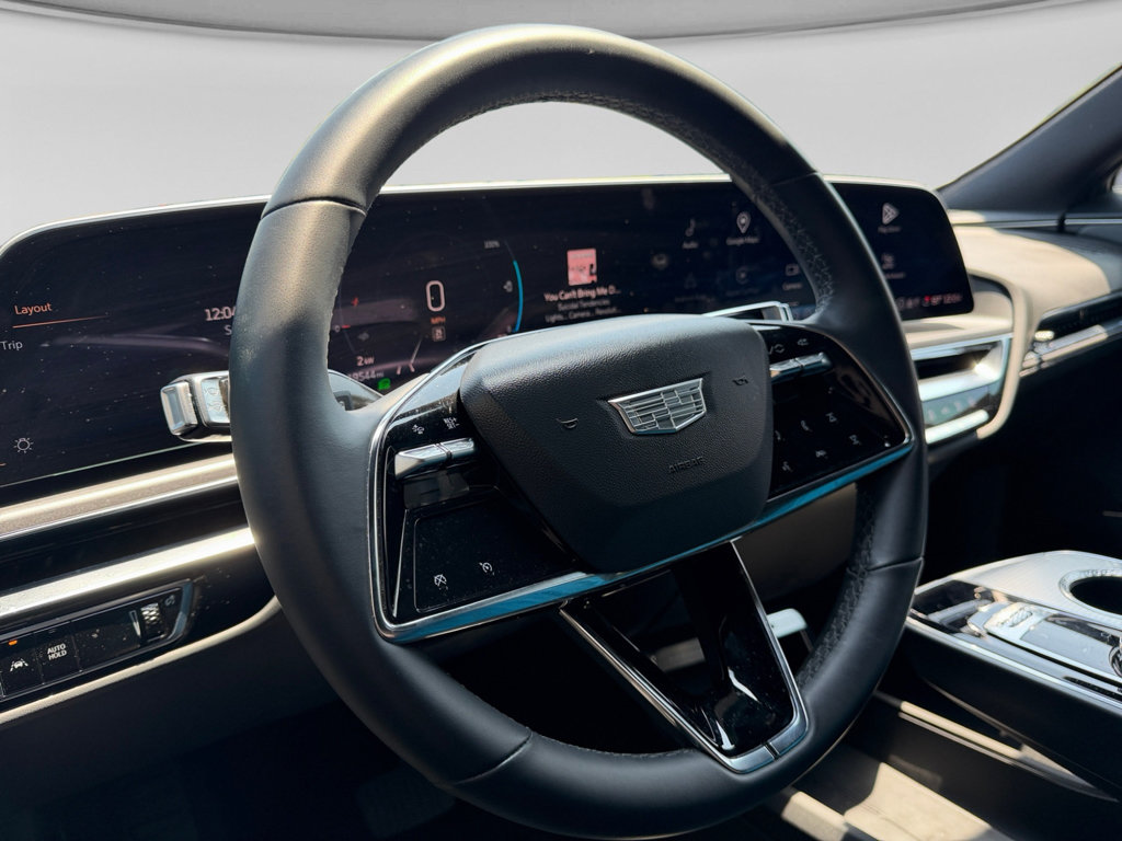 Used 2024 Cadillac Lyriq Tech w/ Driver Assist Package AWD/4WD image 6