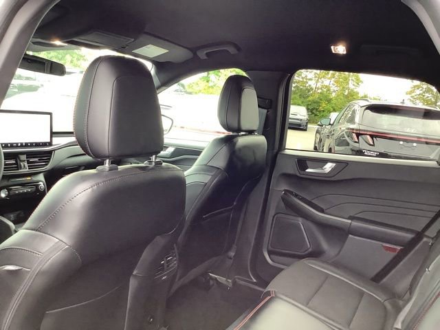 Used 2023 Ford Escape ST-Line w/ Tech Pack #1 image 22