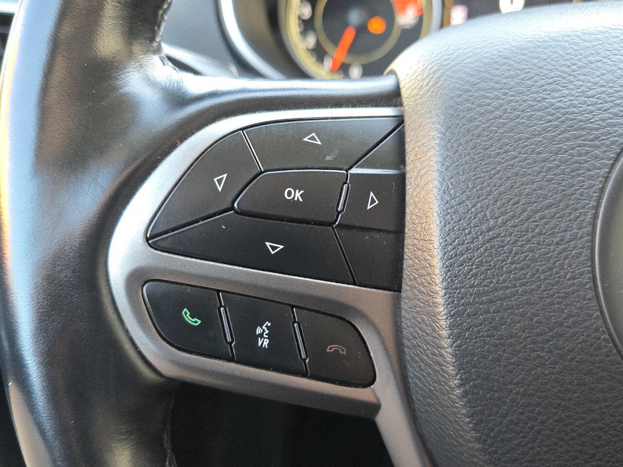 Used 2021 Jeep Cherokee Latitude Lux image 24