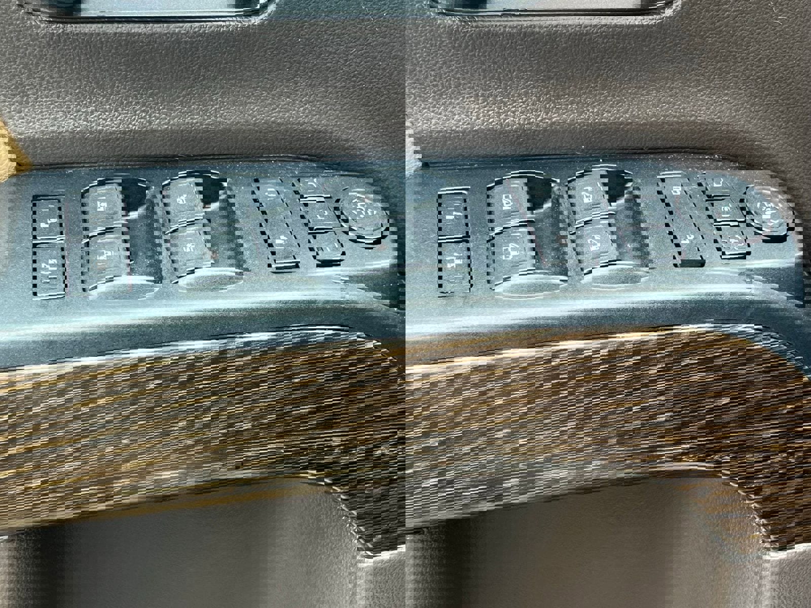 Used 2017 GMC Sierra 1500 Denali w/ Denali Ultimate Package image 25