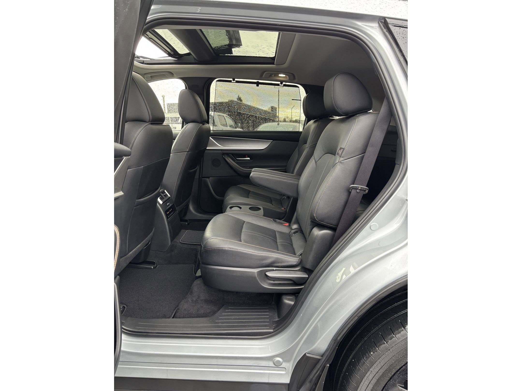 Used 2025 MAZDA CX-90 3.3 Turbo w/ Premium Sport Pkg image 18