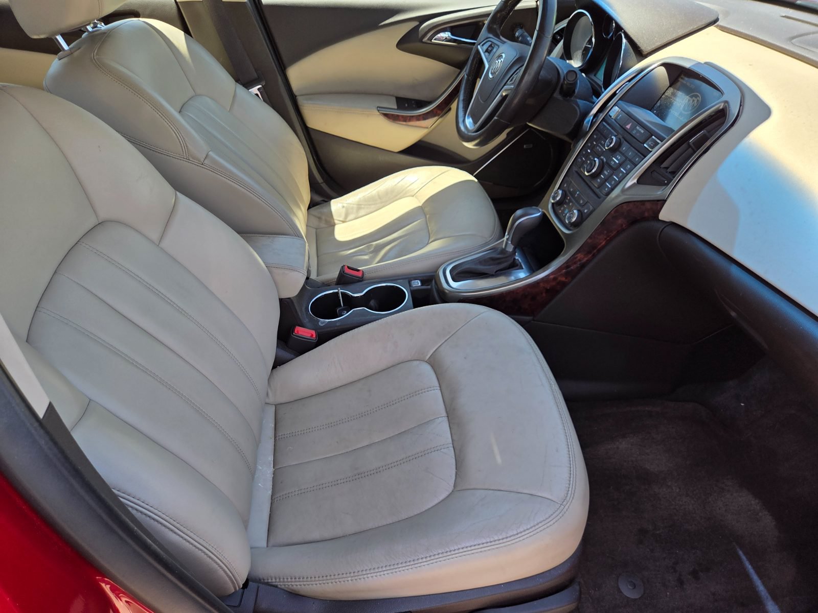 Used 2013 Buick Verano Leather FWD image 14