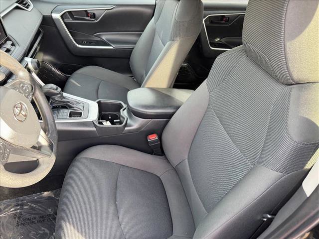 Used 2024 Toyota RAV4 LE image 10