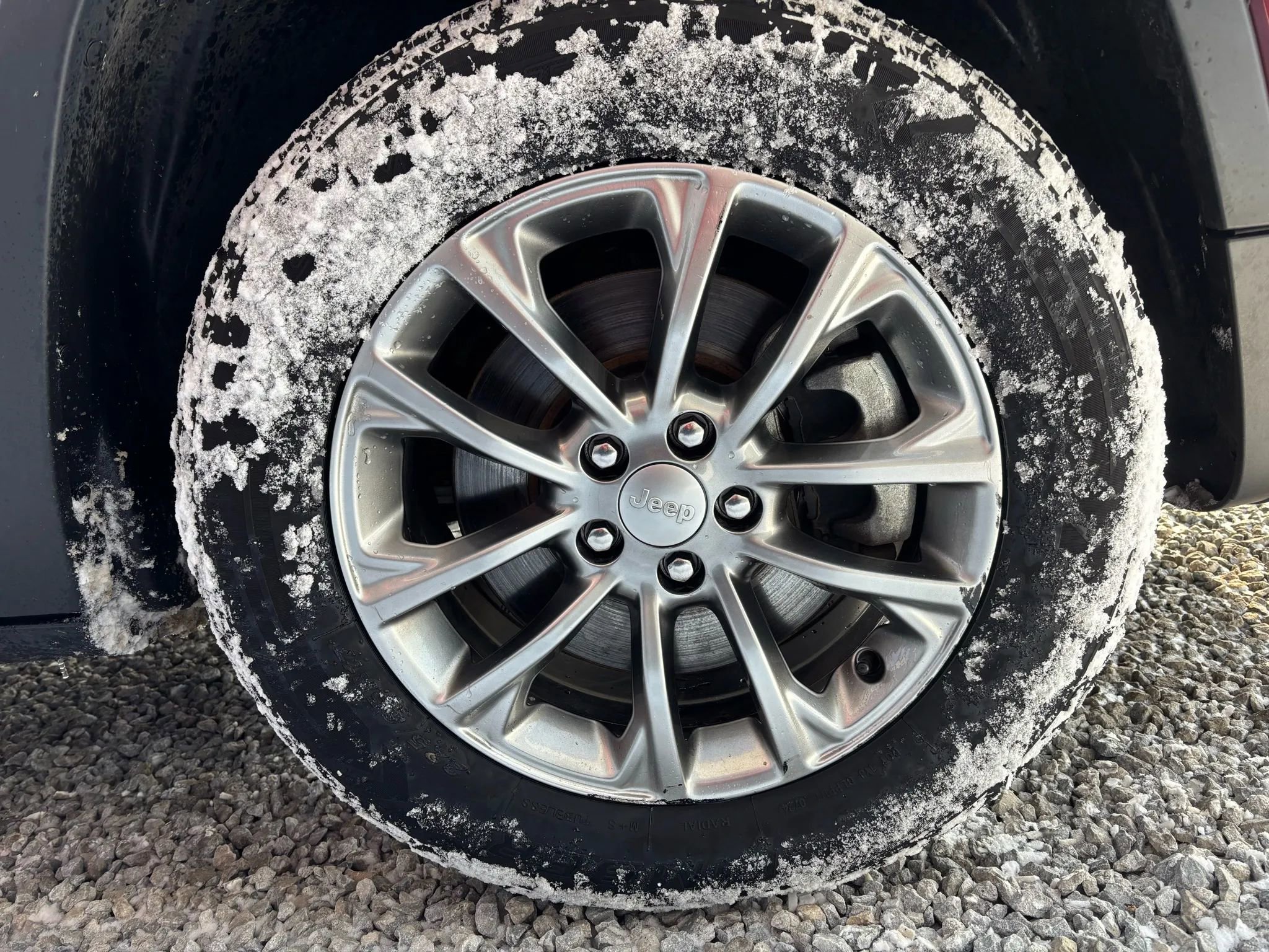 Used 2020 Jeep Cherokee Latitude Plus image 8