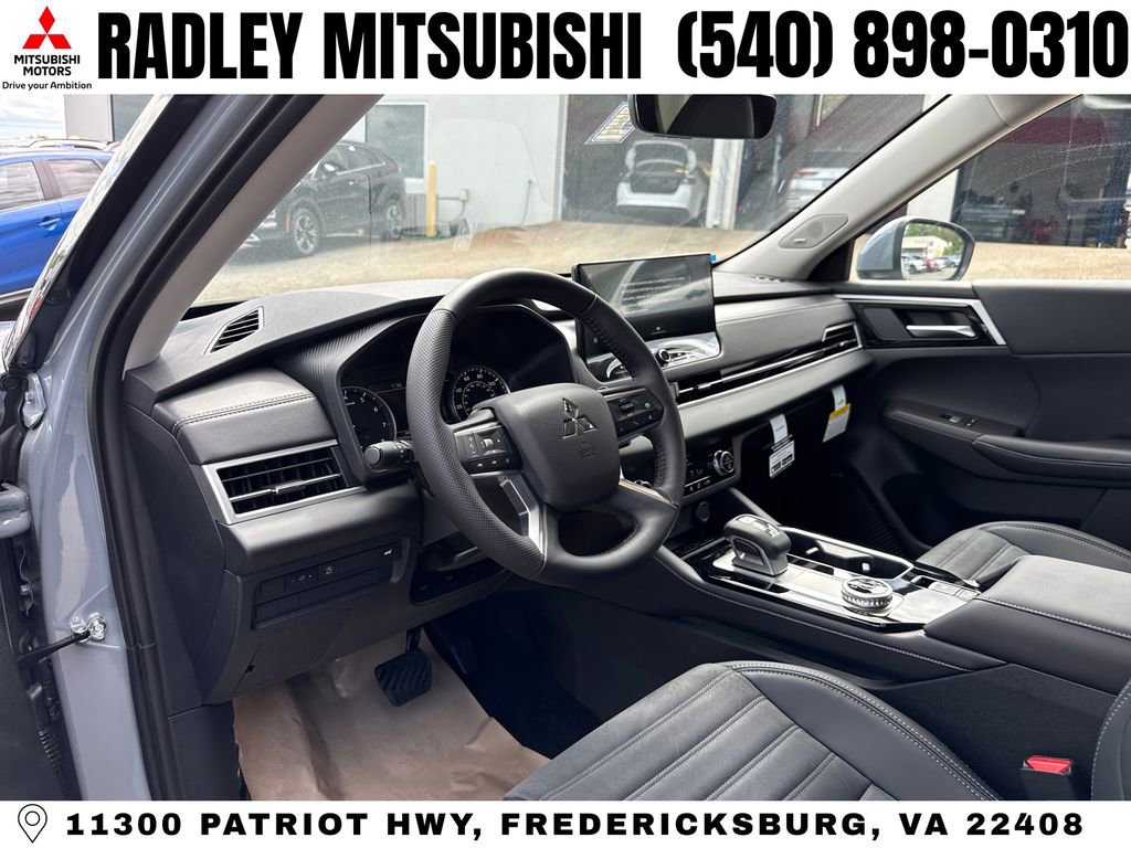 New 2026 Mitsubishi Outlander SE image 4
