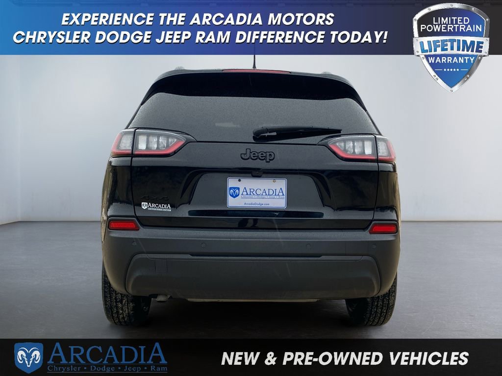 Used 2023 Jeep Cherokee Altitude Lux AWD/4WD image 4