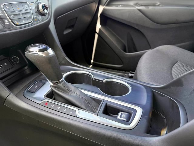 Used 2020 Chevrolet Equinox LT w/ Driver Convenience Package AWD/4WD image 28