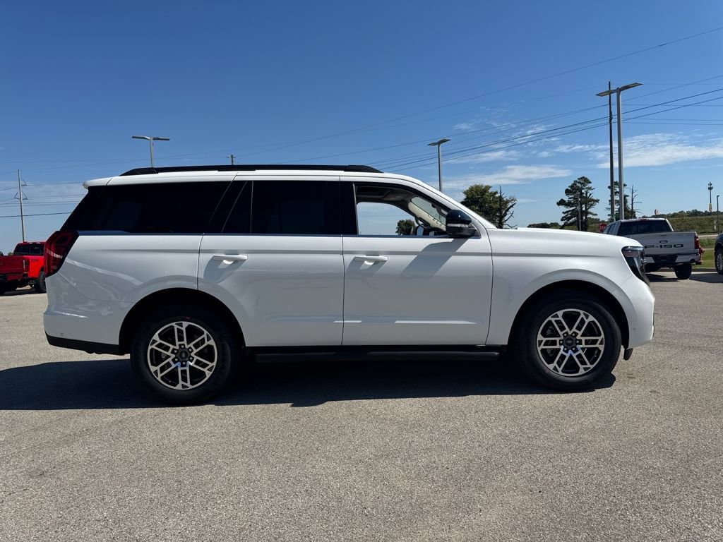 New 2025 Ford Expedition Active image 6