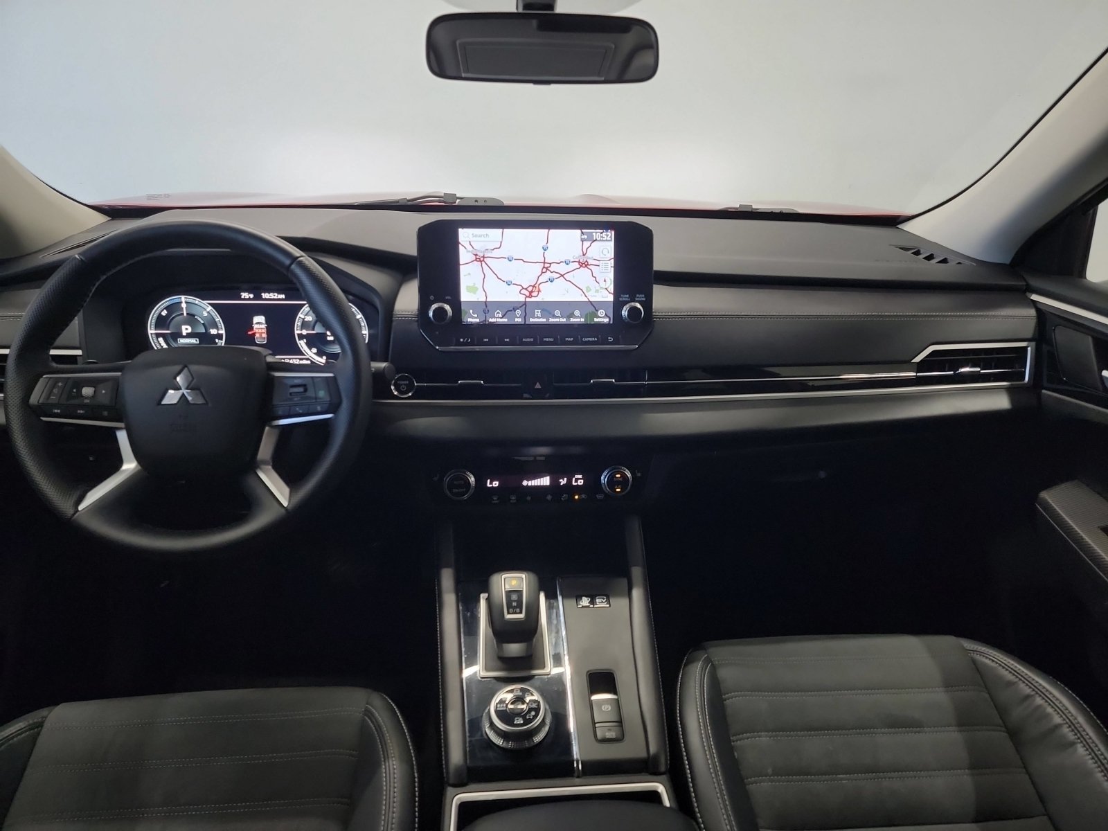 Used 2023 Mitsubishi Outlander SE AWD/4WD image 15
