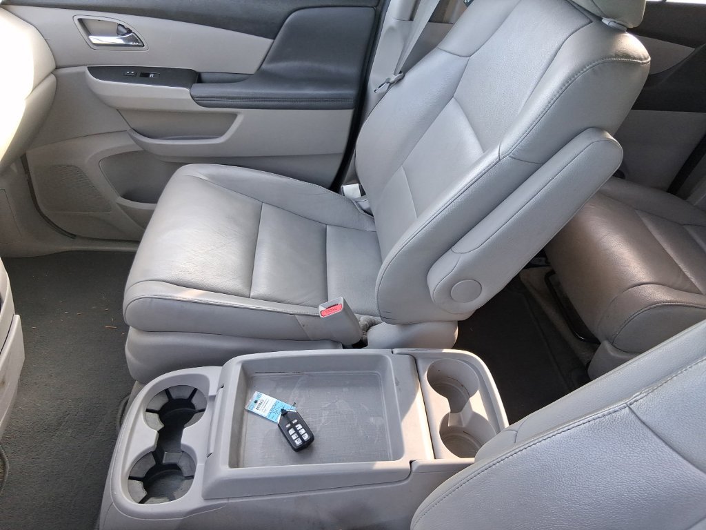 Used 2015 Honda Odyssey EX-L image 31