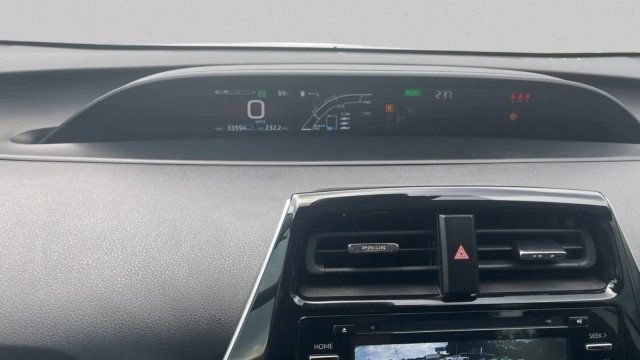 Used 2021 Toyota Prius Prime LE FWD image 20