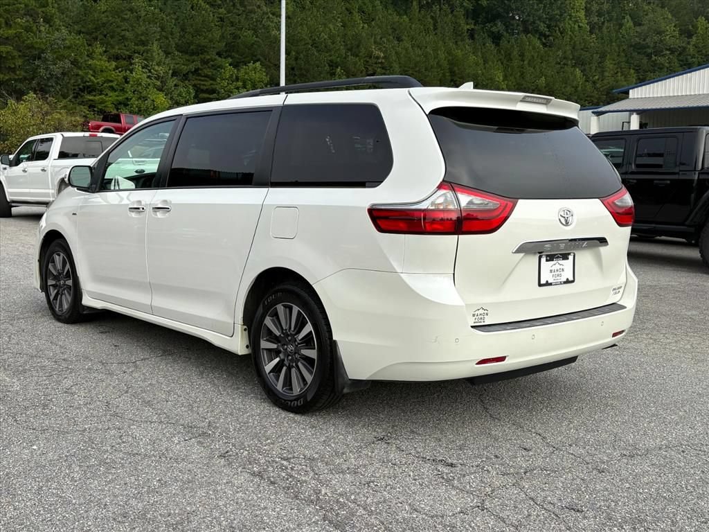 Used 2020 Toyota Sienna Limited Premium w/ Carpet Mat Package AWD/4WD image 7
