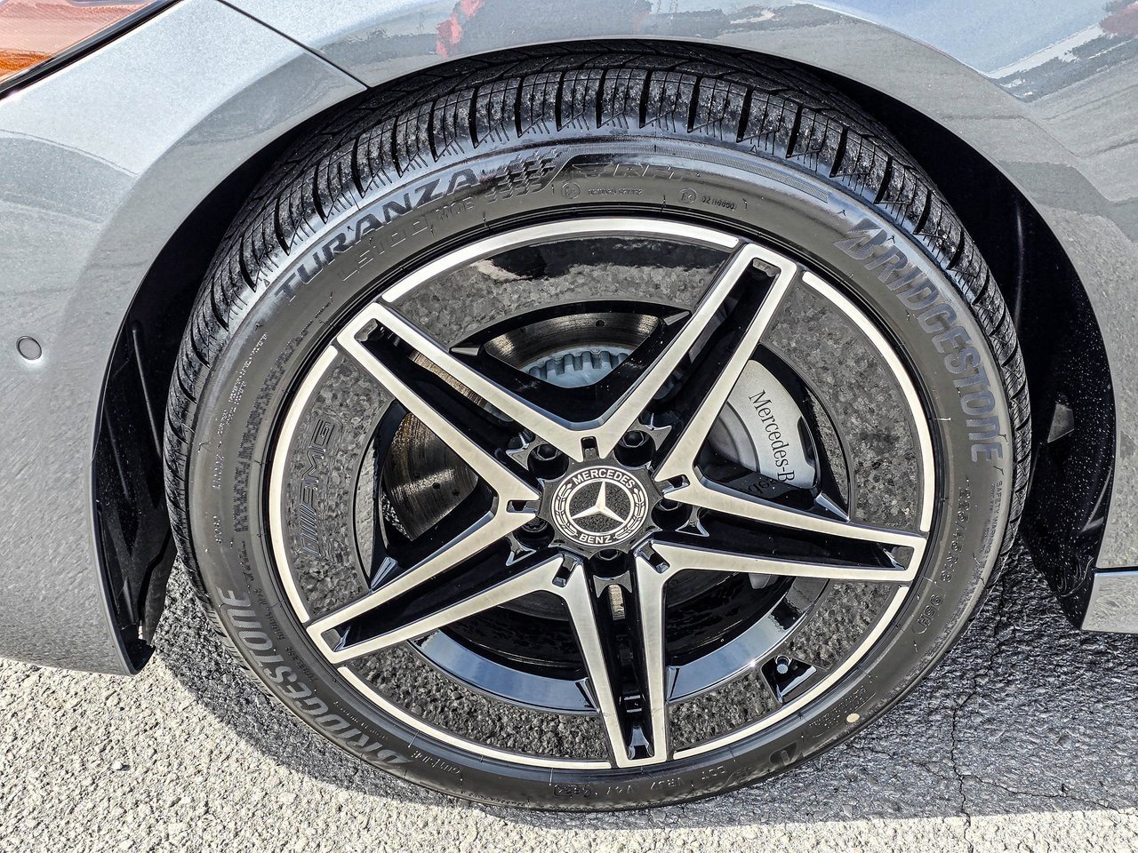 New 2025 Mercedes-Benz C 300 4MATIC Sedan image 8