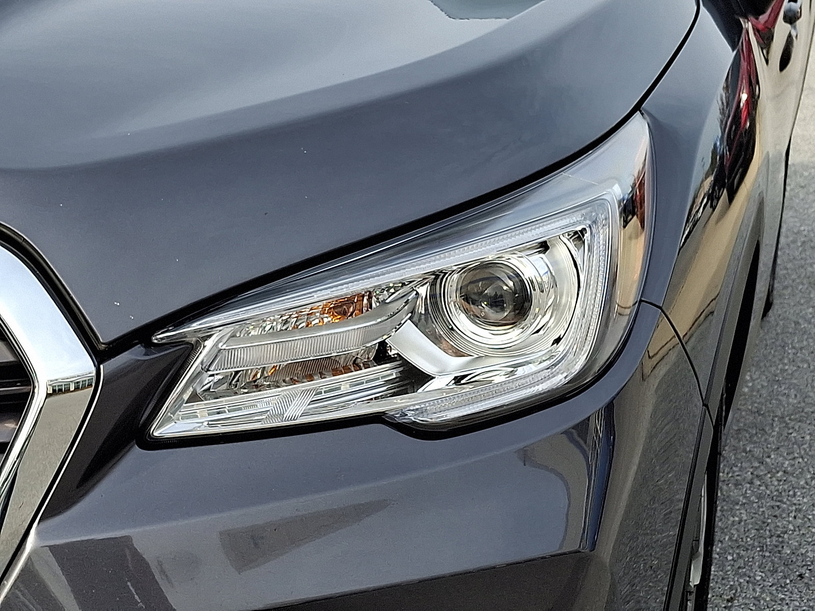 Used 2021 Subaru Ascent Limited w/ Technology Package image 9