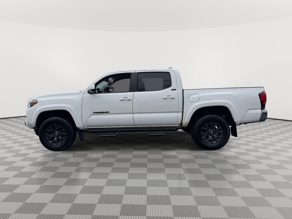 Used 2023 Toyota Tacoma SR5 image 3