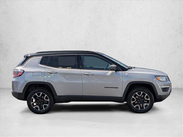 Used 2019 Jeep Compass Trailhawk w/ Leather Interior Group AWD/4WD image 4