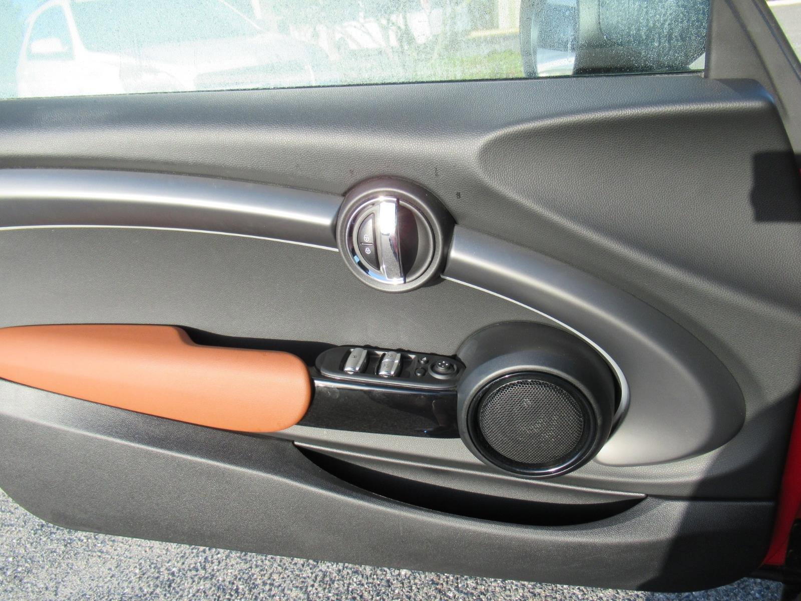 Used 2023 MINI Cooper S w/ Signature Upholstery Package image 19