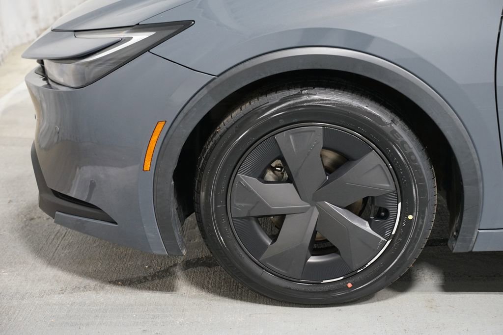 Used 2023 Toyota Prius LE image 5