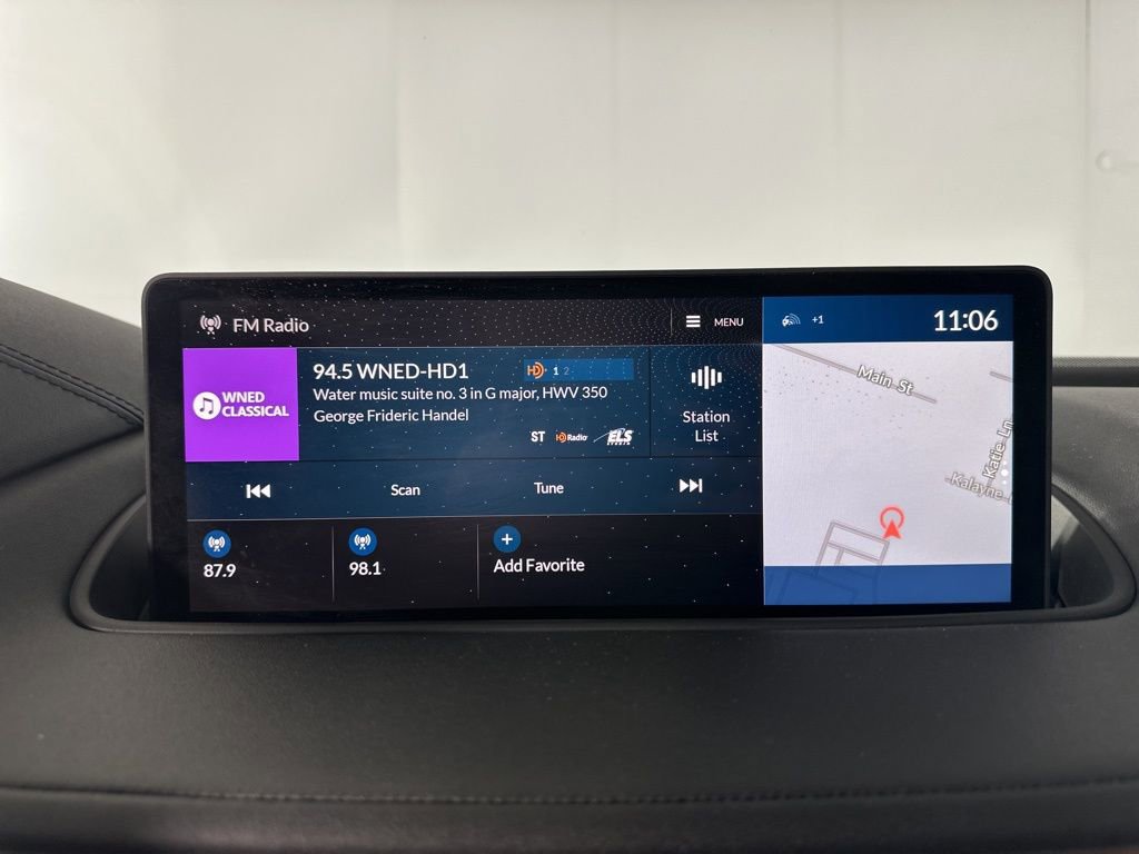 Used 2023 Acura MDX SH-AWD w/ Technology Package image 21