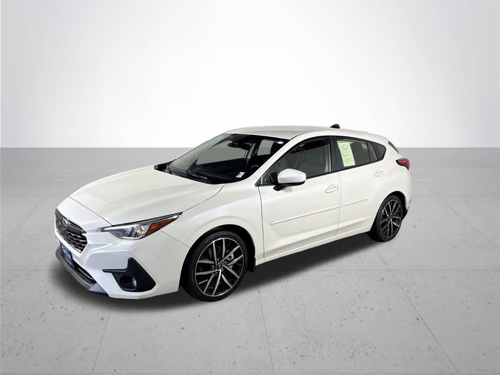Used 2024 Subaru Impreza 2.0i Sport image 2