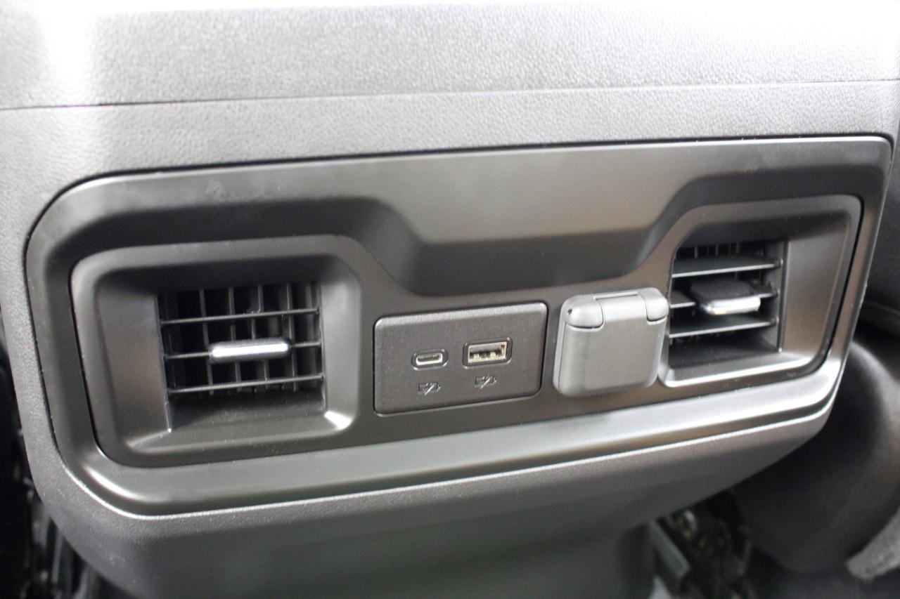 Used 2020 Chevrolet Silverado 1500 RST AWD/4WD image 41