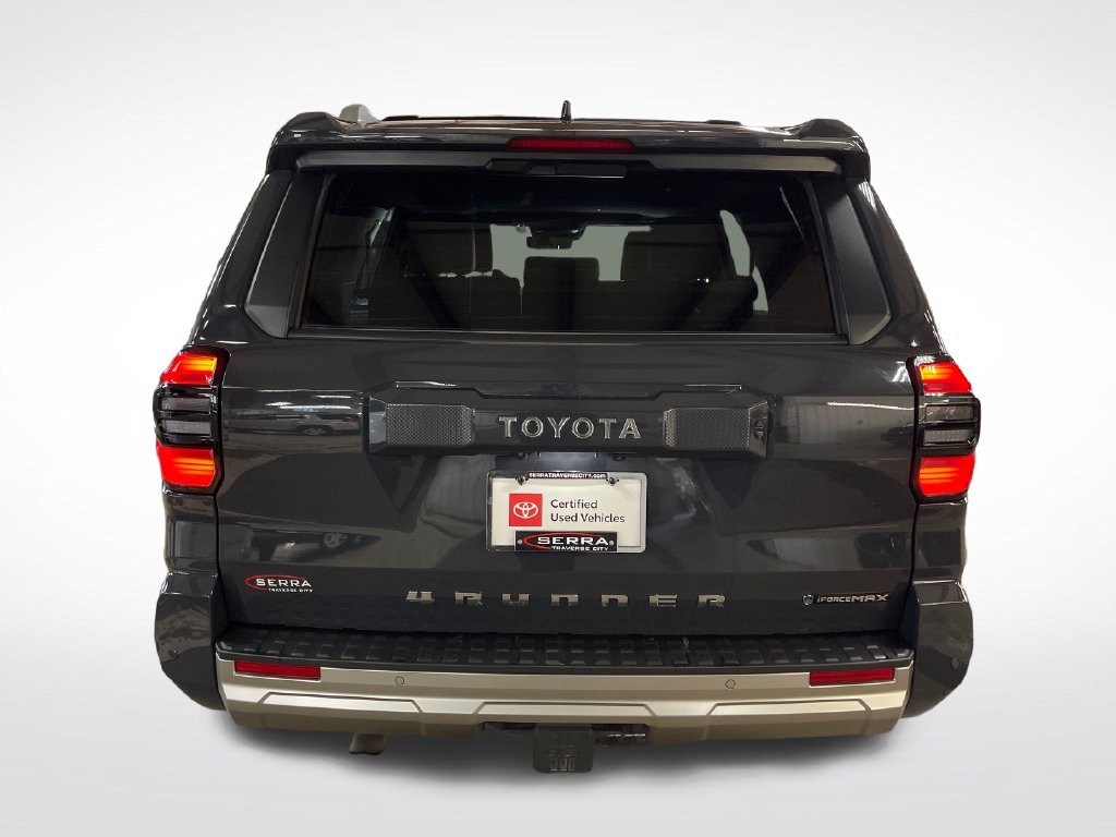 Certified 2025 Toyota 4Runner Limited w/ Tow Technology Package AWD/4WD image 4
