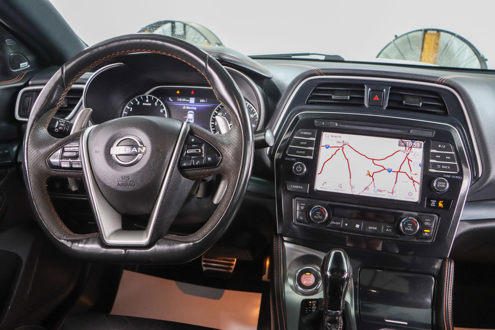 Used 2023 Nissan Maxima SR w/ Sport Mat Group FWD image 17