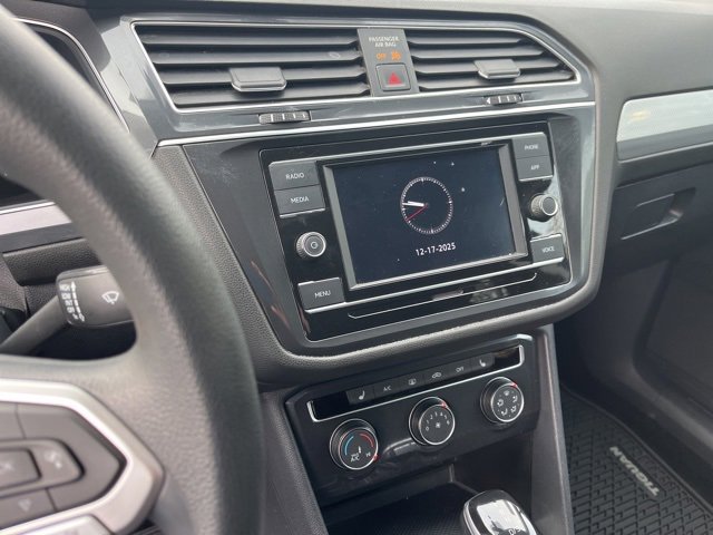 Used 2023 Volkswagen Tiguan S image 22