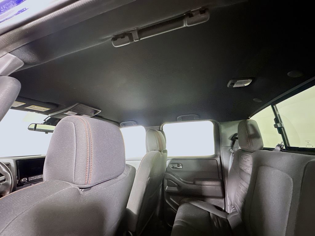 Used 2023 Nissan Frontier PRO-4X w/ Technology Package image 13