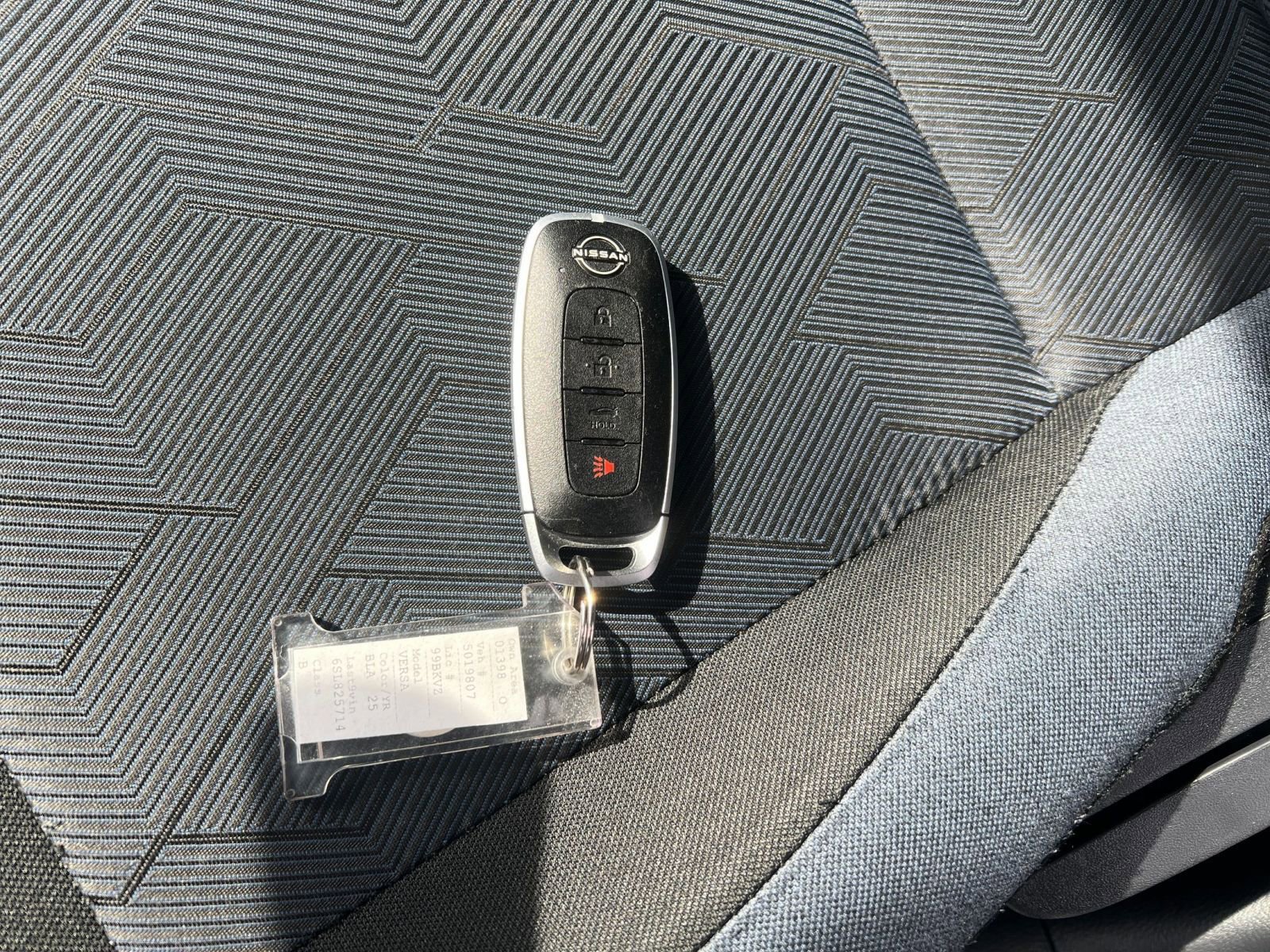 Used 2025 Nissan Versa SV w/ Trunk Package image 21